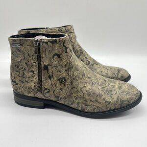 Roxy Womens Size 7 Black And Tan Floral Faux Vegan Leather Ankle Boots Shoes